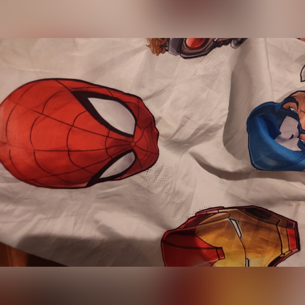 Marvel comic flat sheet - Picture 2 of 3
